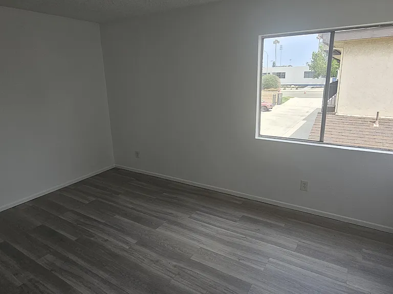 3242 W Orange Ave #6 — Photo 16
