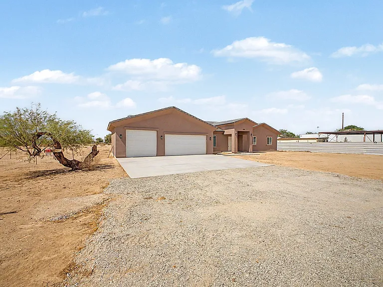 12102 S Airport Rd — Photo 39