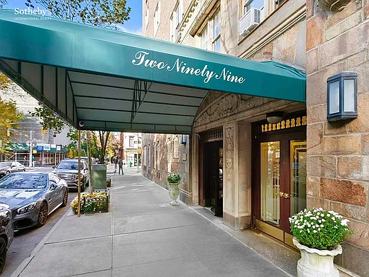 Rented by Sotheby's International Realty | media 7