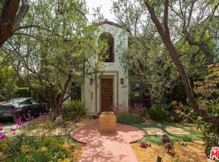 927 Chautauqua Blvd, Pacific Palisades, CA 90272