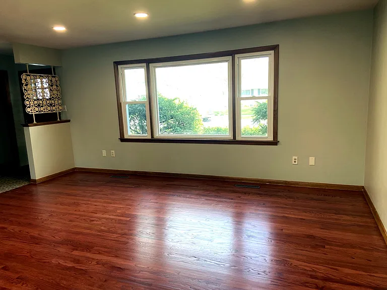 254 Sycamore Ln — Photo 7