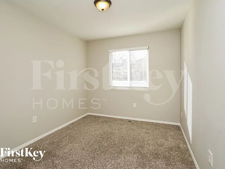 719 Baling Wire Way — Photo 10