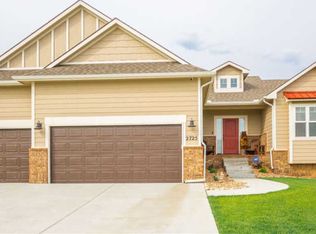 2725 S Lark Ln, Wichita, KS 67215