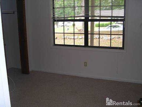 5th image of 513 Antler Dr