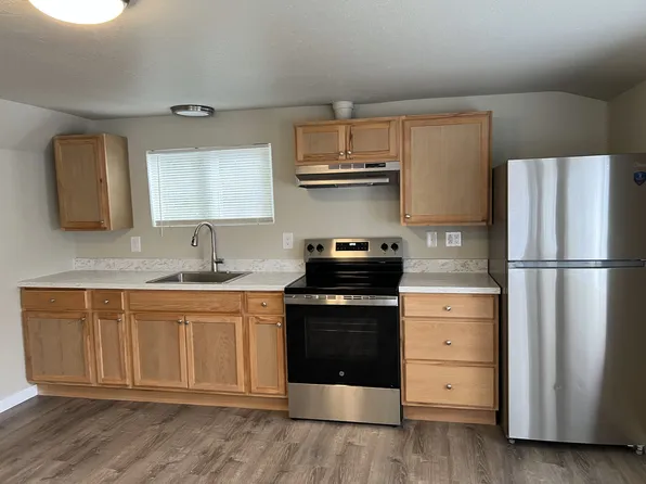 619 S Ainsworth Ave #3, Tacoma, WA 98405