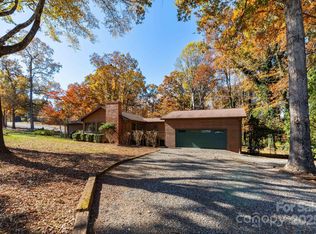 161 Westbrook Dr, Rutherfordton, NC 28139