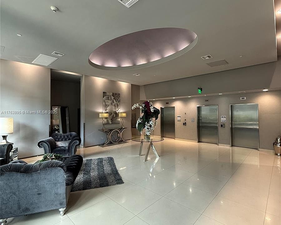 1st image of 275 NE 18th St APT 2103