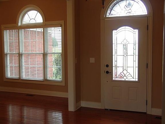 4th image of 133 Terri Aire Dr