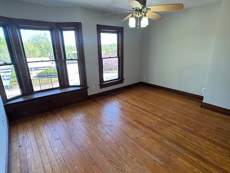 901 W Main St — Photo 5
