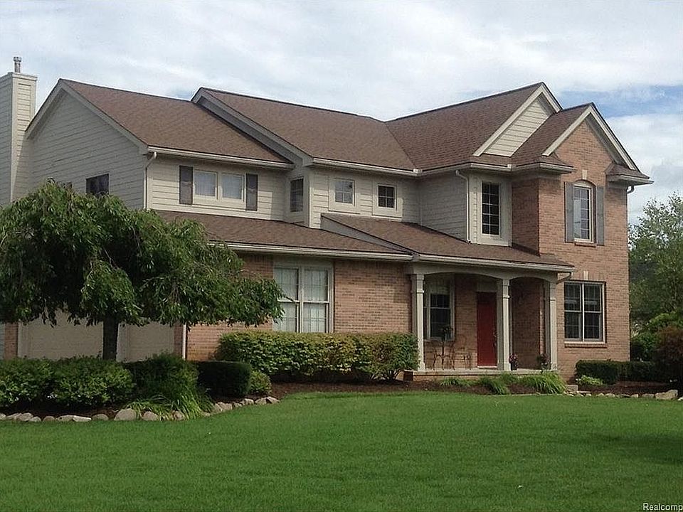 1st image of 54814 Grenelefe Cir E