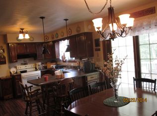 1389 Hillcrest Rd, Wellsville, OH 43968