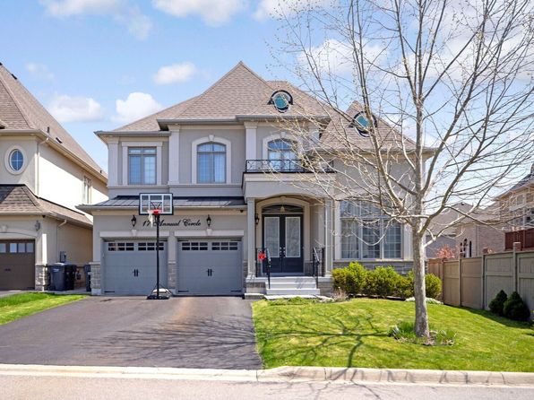 17 Annual Cir, Brampton, ON L6X 2M2
