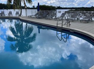 1175 NE Miami Gardens Dr APT 708, Miami, FL 33179