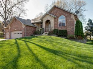 834 E Doubletree Ln, Springfield, MO 65810