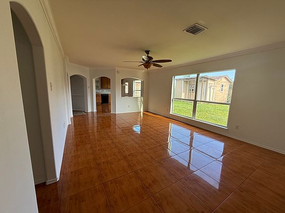 3rd image of 5218 Fairtide Dr