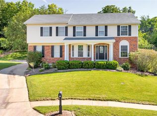 1703 Woodmore Oaks Dr, Ballwin, MO