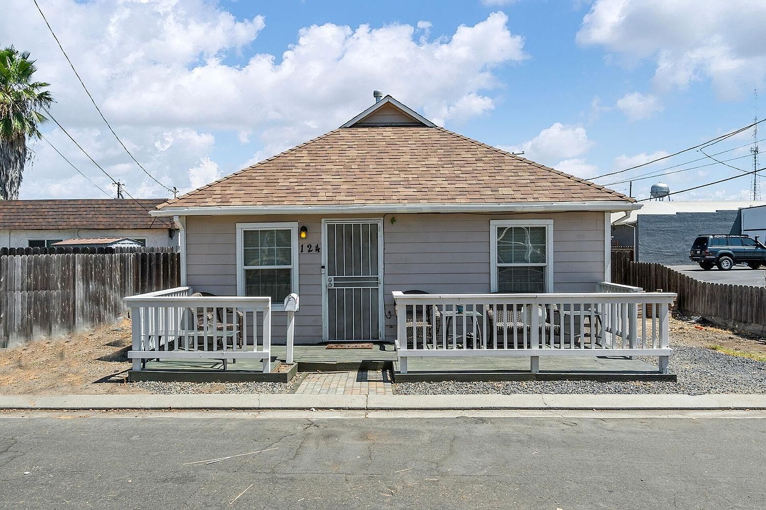 124 N Locust Ave, Ripon, CA 95366 Zillow