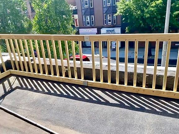3rd image of 137 7th Ave APT 3F