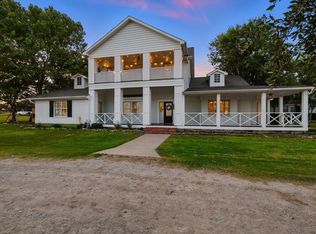 185 Quail Run Ct, Decatur, TX 76234