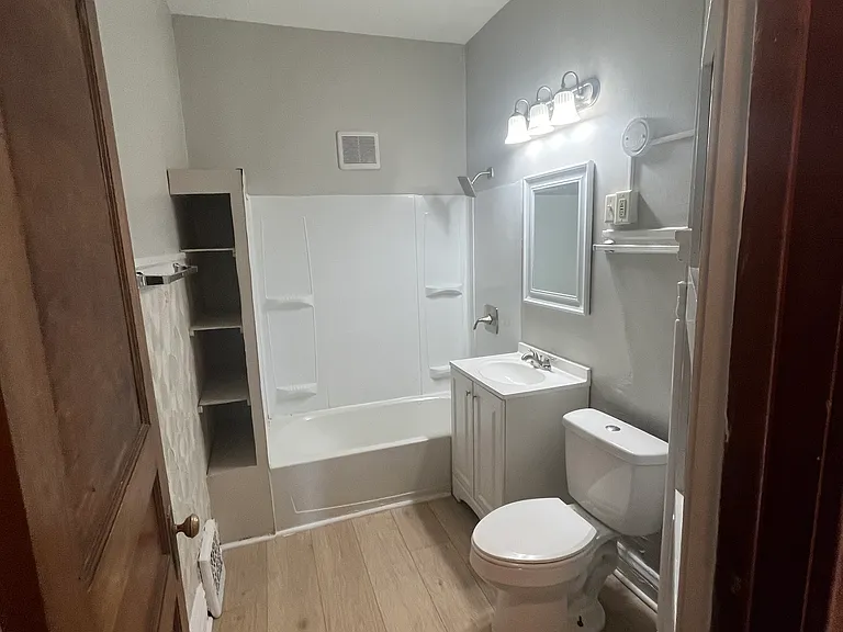 2160 N 48th St #2160 — Photo 3