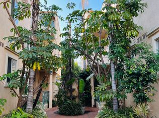 215 S Doheny Dr APT 3, Beverly Hills, CA 90211