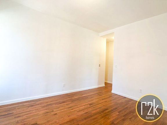 4th image of 43-01 Broadway #3RR