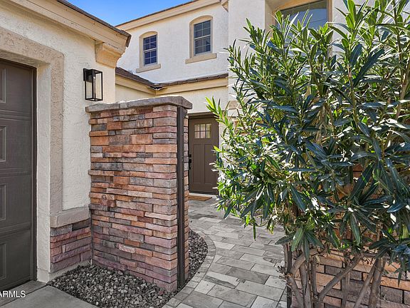 4th image of 3845 E YEAGER Drive