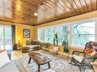 31 County Rd, Hillsboro, NH 03244