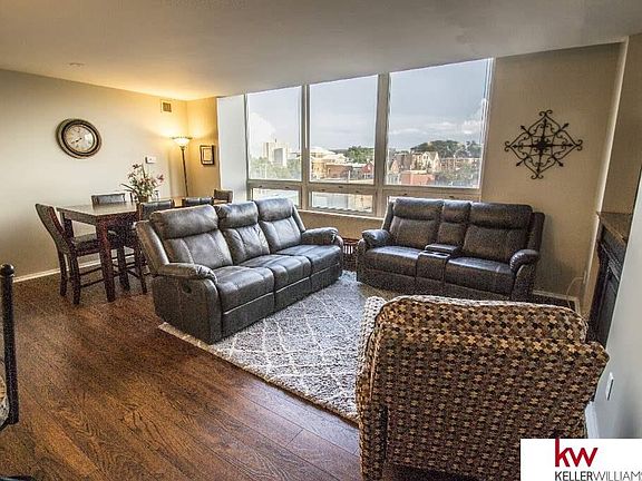 3rd image of 3000 Farnam St APT 5L