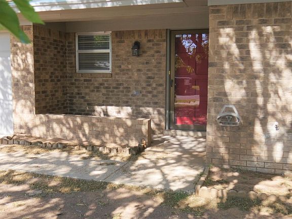 3rd image of 3406 Essex Ave