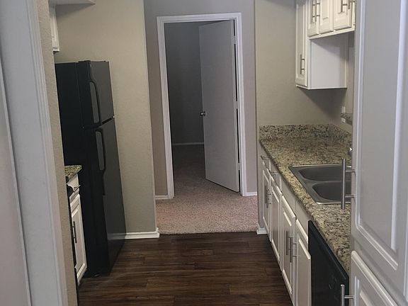 5th image of 1715 Hidden Bluff Trl APT 2826