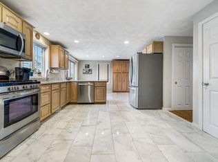 24 Pinehurst Ave, Billerica, MA 01821