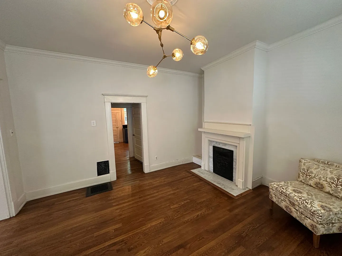 4 Br/ 2 Ba In Central Gardens Area- Available Now! — Photo 4