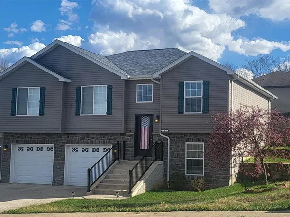 101 Quartz Ct, Saint Robert, MO 65584