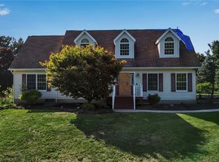 3583 Timothy Ln, East Aurora, NY 14052