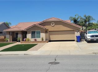 7062 Montana Ave, Fontana, CA 92336