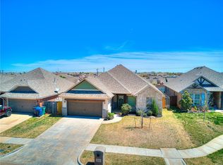18504 Maidstone Ln, Edmond, OK 73012