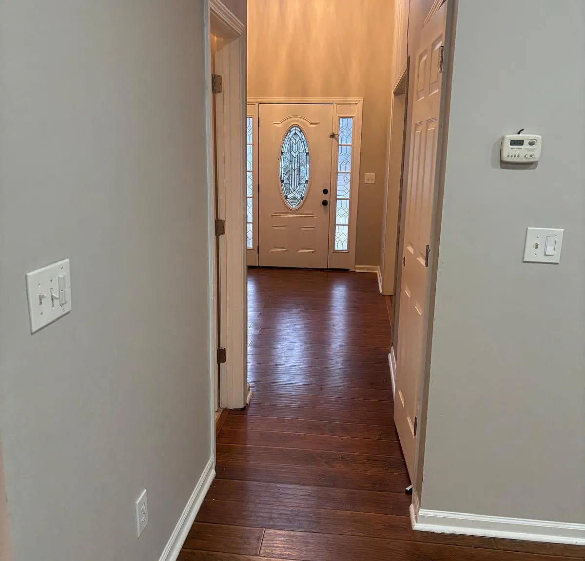 4 bed, 2.5 bath, 2414 sqft, $2,350 — Photo 4