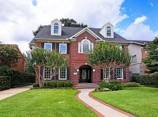 4522 Beech St, Bellaire, TX 77401