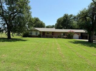 1740 E Lake Park Ln, Mustang, OK 73064
