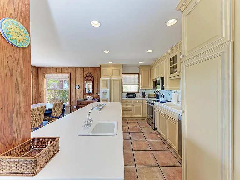 102 Palmetto Ave — Photo 5
