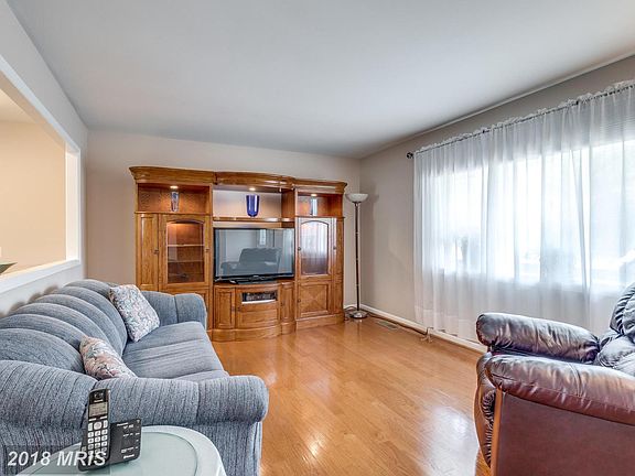 5th image of 1358 Oakshire Ct