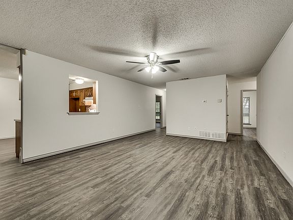 5th image of 1410 Creekwood Ln