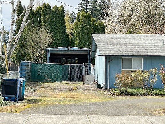 4th image of 4612 NE 137th Ave