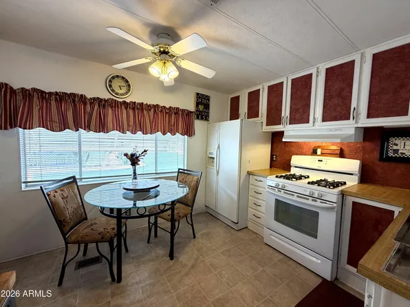 351 N MERIDIAN Road #39, Apache Junction, AZ 85120