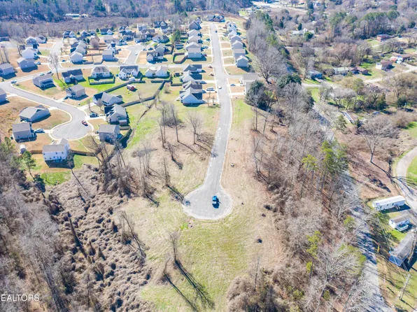 78-79 Eighty Battle Bluff Dr, Rossville, GA 30741