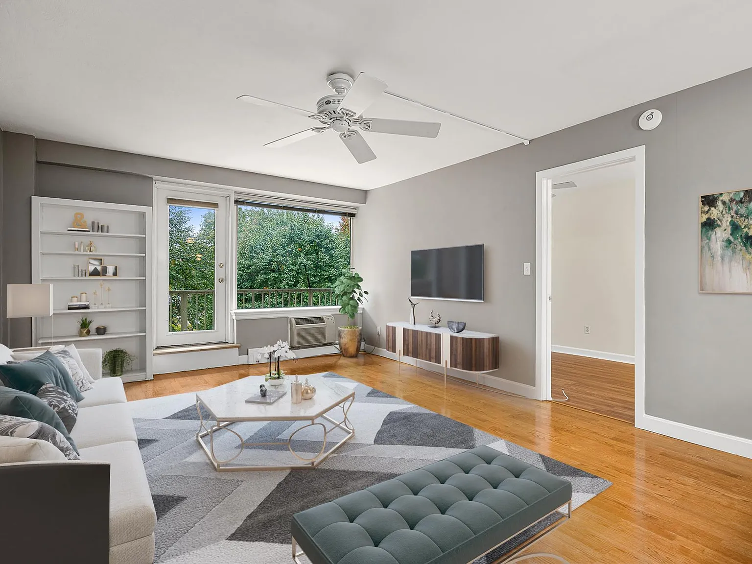 1 bed, 570 sqft, $3,175 — Photo 1