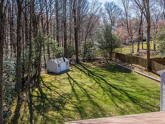 4th image of 12233 Westwood Hills Dr