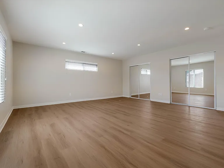 3424 Bellevue Ave — Photo 18