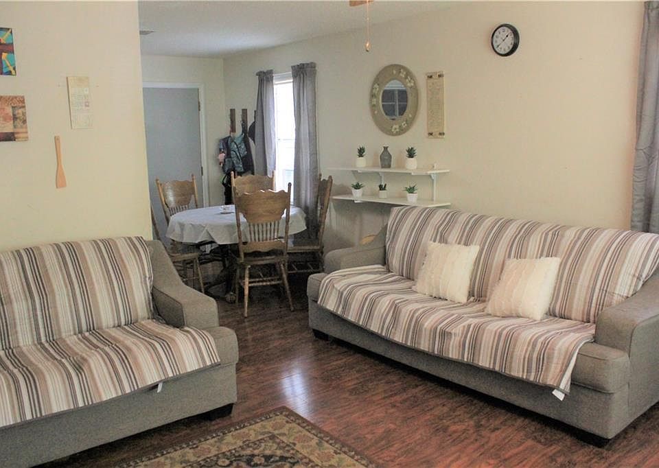 19 Tracy St LA, 70445 Apartments for Rent Zillow